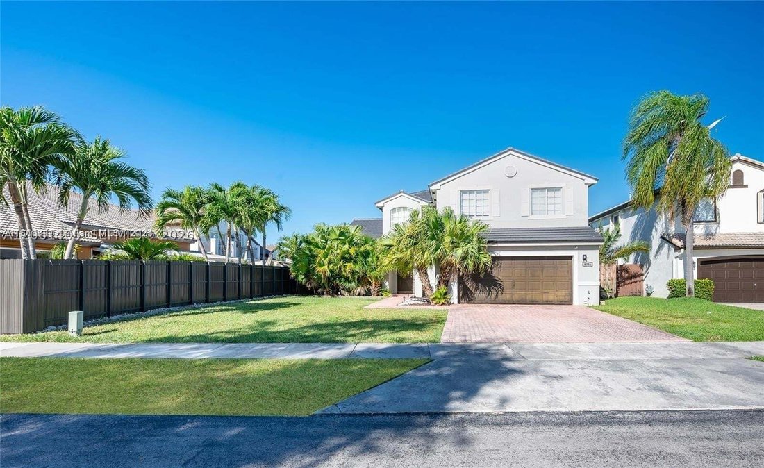 House in Miami, Florida, United States 1 - 18542880