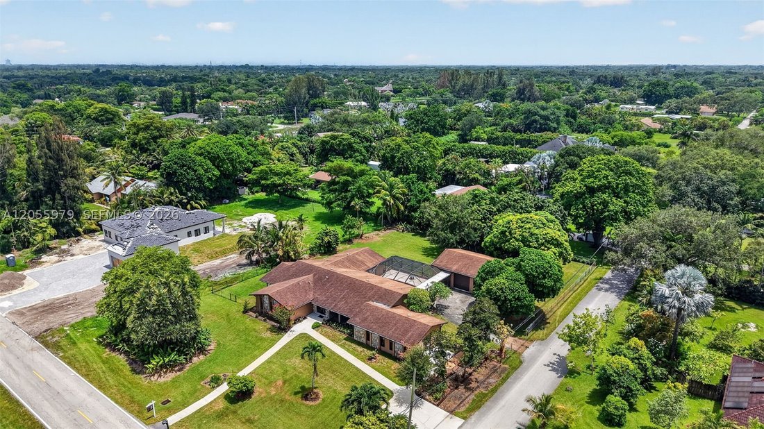 House in Davie, Florida, United States 1 - 18543625