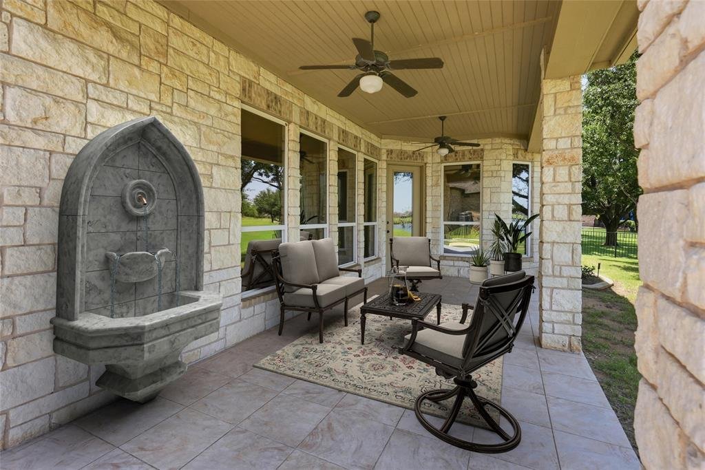 House in Granbury, Texas, United States 5 - 18543292