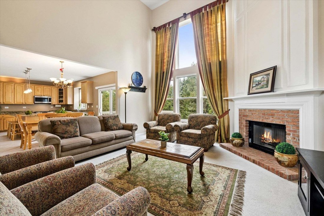 House in Streamwood, Illinois, United States 5 - 18540408