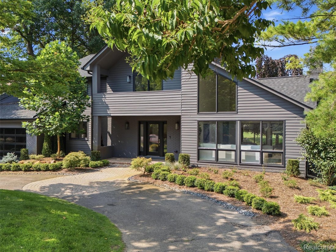 House in Orchard Lake Village, Michigan, United States 3 - 18543575
