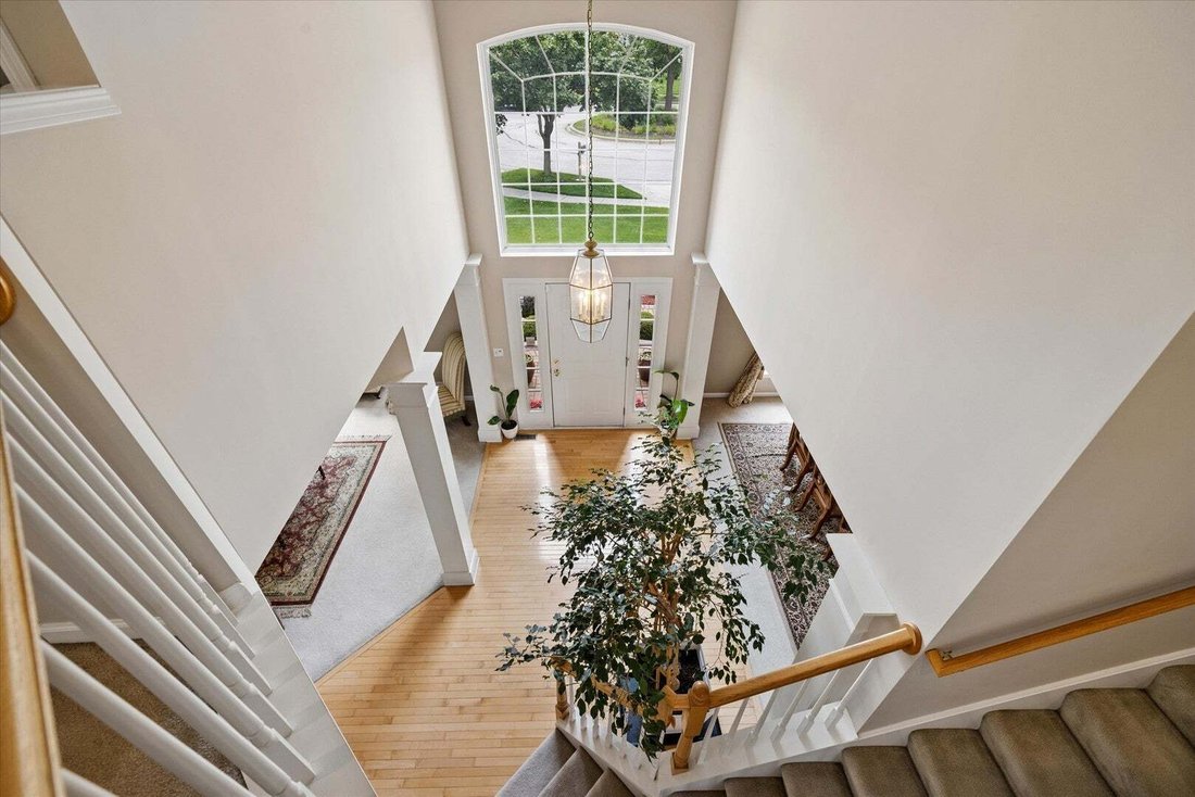 House in Streamwood, Illinois, United States 4 - 18540408