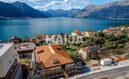 Condo in Dobrota, Kotor Municipality, Montenegro 1