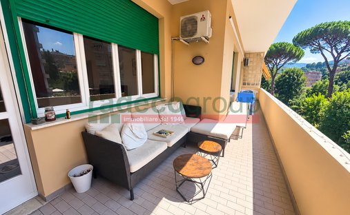 Apartment in Historic Center, Livorno, Tuscany 1