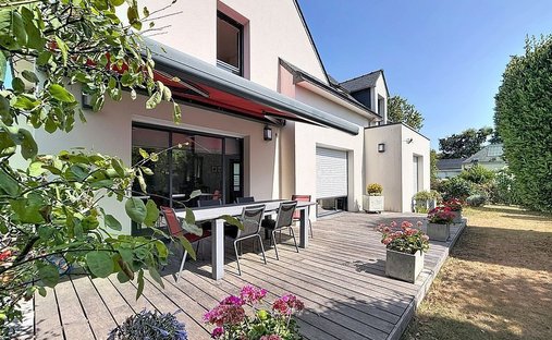 House in Centre Ville Sud Ouest, Plœmeur, France 1