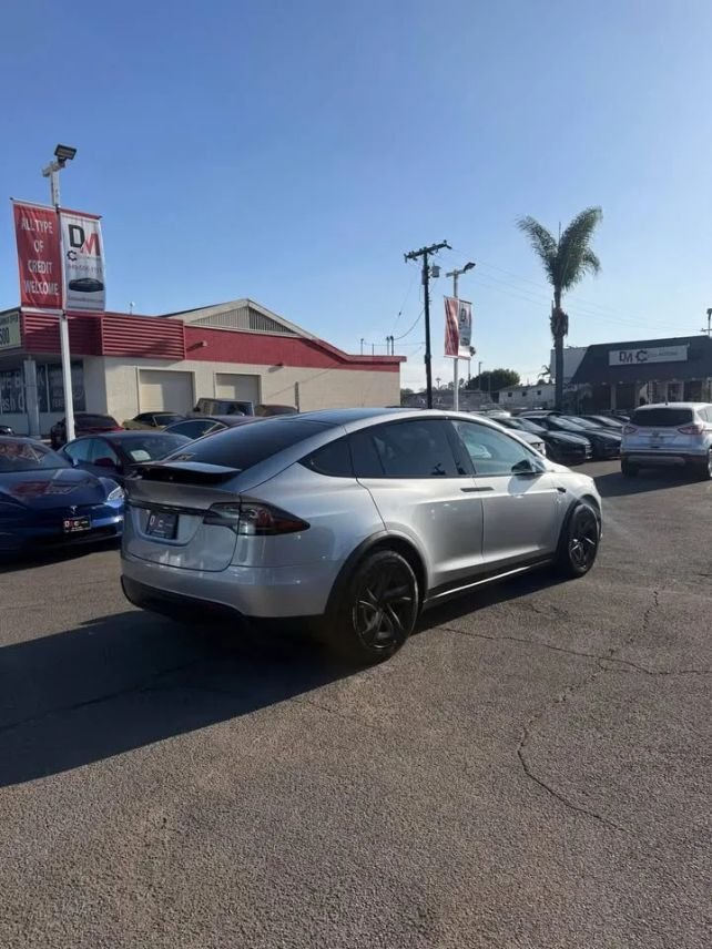 Suv in Costa Mesa, CA, United States 5 - 18544418