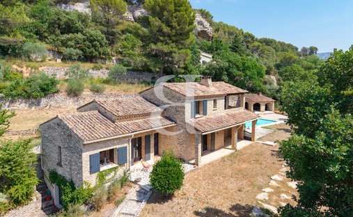 Villa in Le Beaucet, Provence-Alpes-Côte d'Azur, France 1