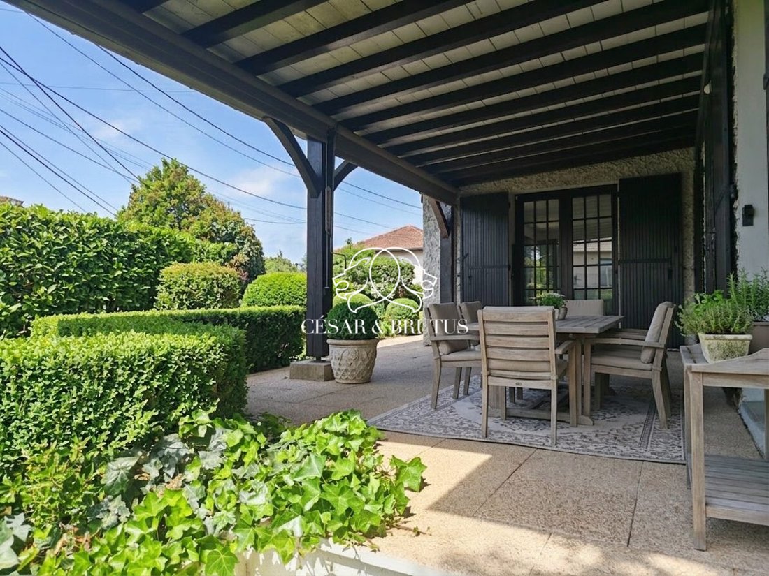 House in Centre-Bourg, Saint-Genis-Laval, France 4 - 17912509
