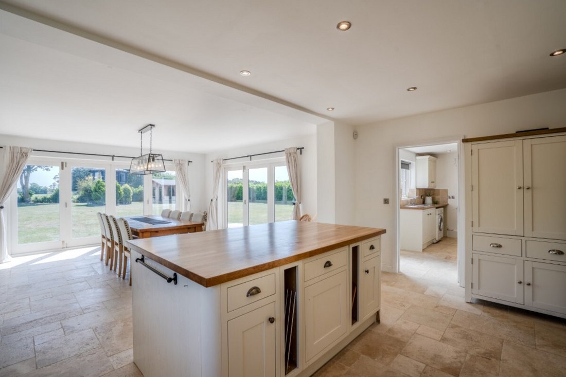 House in Taverham, England 5 - 18545792