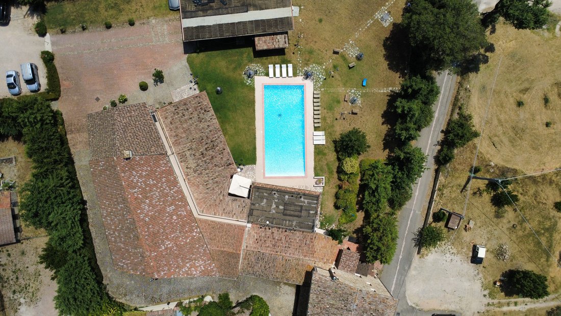 Gualdo Cattaneo, Umbria, Italy 4 - 18545038