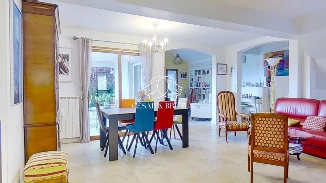 Villa in Reyrieux, Auvergne-Rhône-Alpes, France 3 - 17955400