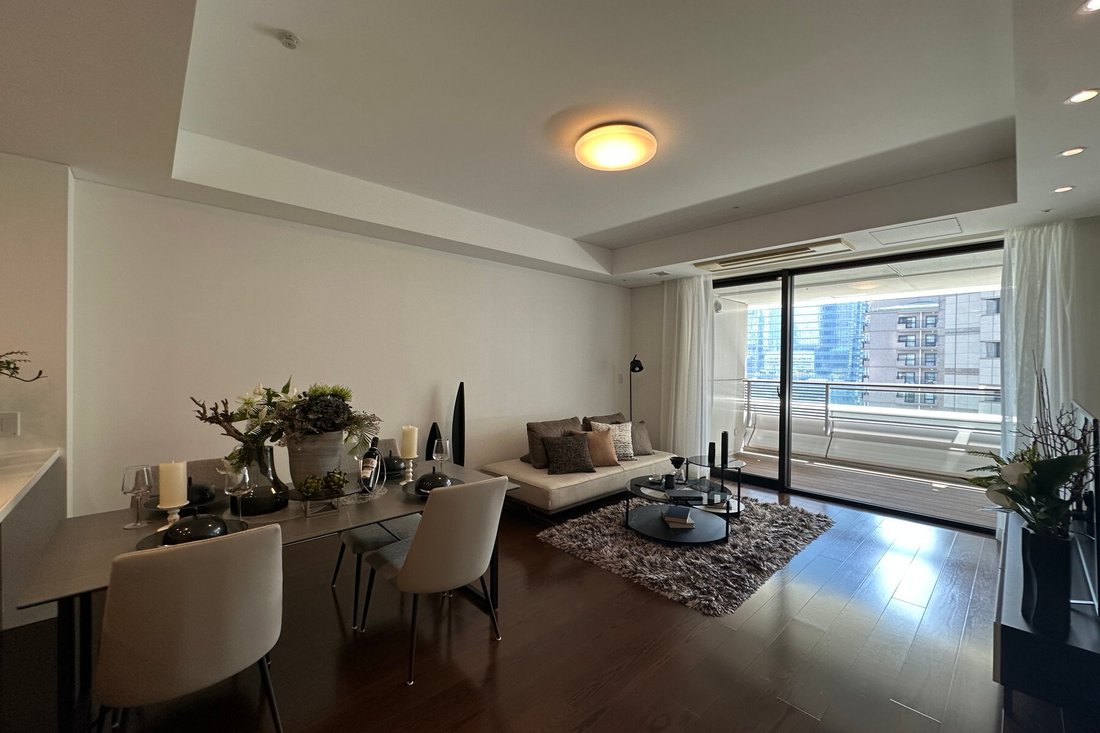 Condo in Minato City, Tokyo, Japan 1 - 18544772
