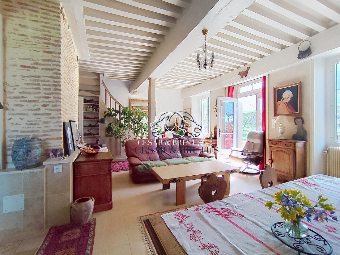 Casa a Chandon, Auvergne-Rodano-Alpi, Francia 1 - 18522731