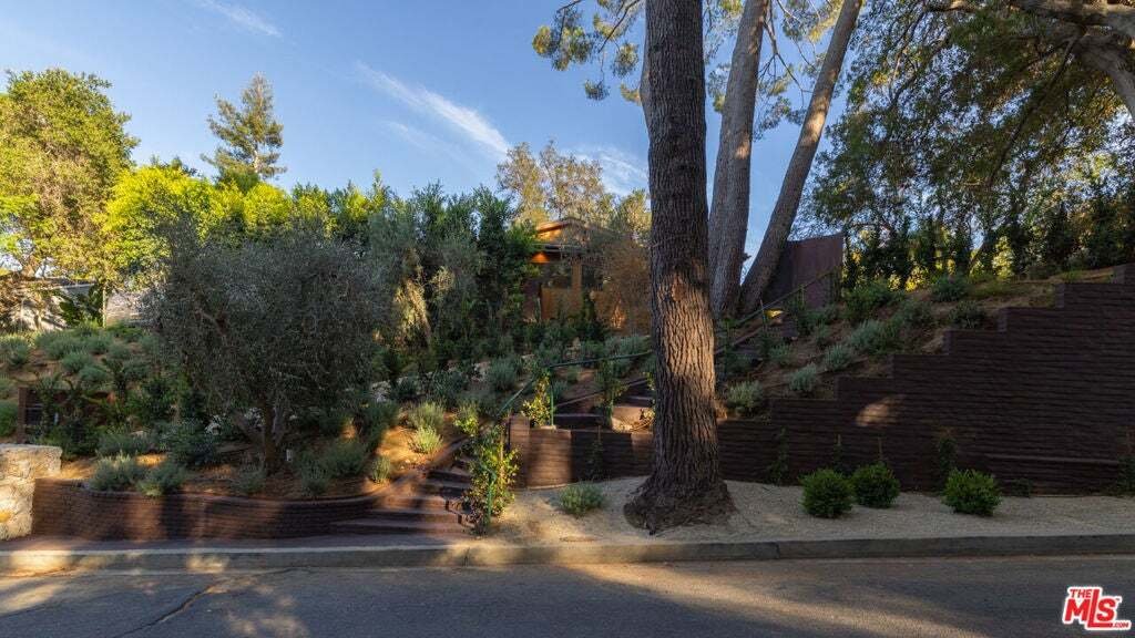 House in Los Angeles, California, United States 3 - 18532770