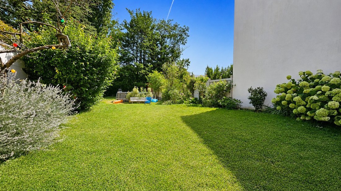 House in Creteil, Ile-de-France, France 3 - 18544738