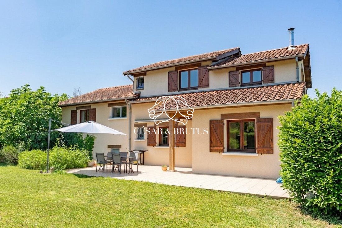 Villa in Lissieu, Auvergne-Rhône-Alpes, France 5 - 18276393