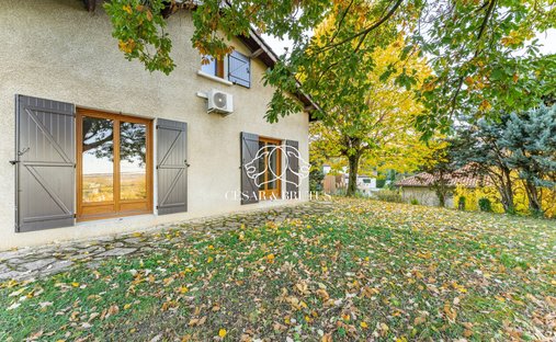 Villa in Saint-Romain-au-Mont-d'Or, Auvergne-Rhône-Alpes, France 1