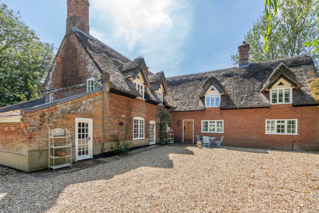 House in Ketteringham, England 3 - 18545491