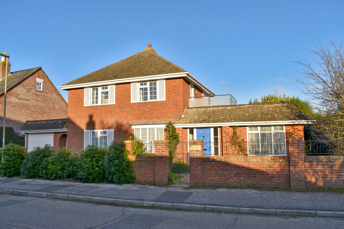 House in Lymington, England 1 - 18545167