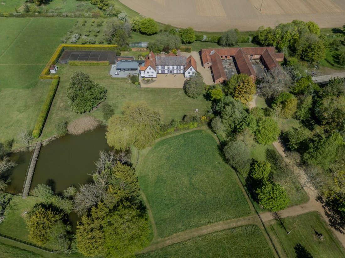 House in Norfolk, England 3 - 18545782