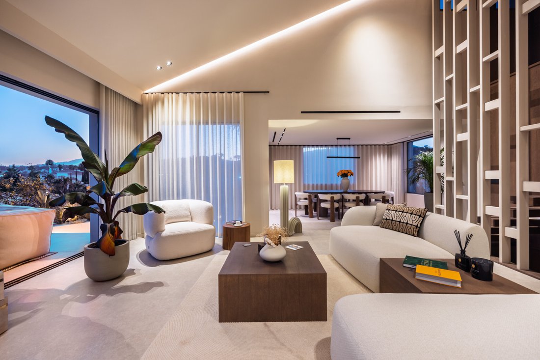 Villa in Nueva Andalucia, Marbella, Spain 2 - 18545475