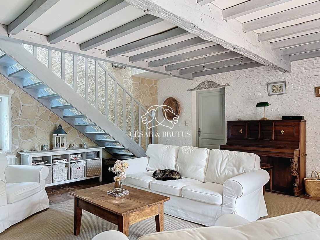 House in Cordelle, Auvergne-Rhône-Alpes, France 4 - 17955420