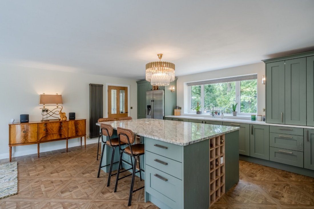 Bungalow in Norfolk, England 5 - 18545837