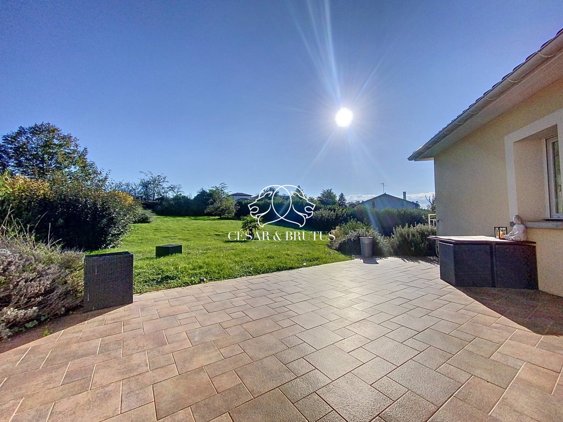 House in Marcilly-d'Azergues, Auvergne-Rhône-Alpes, France 2 - 17016313