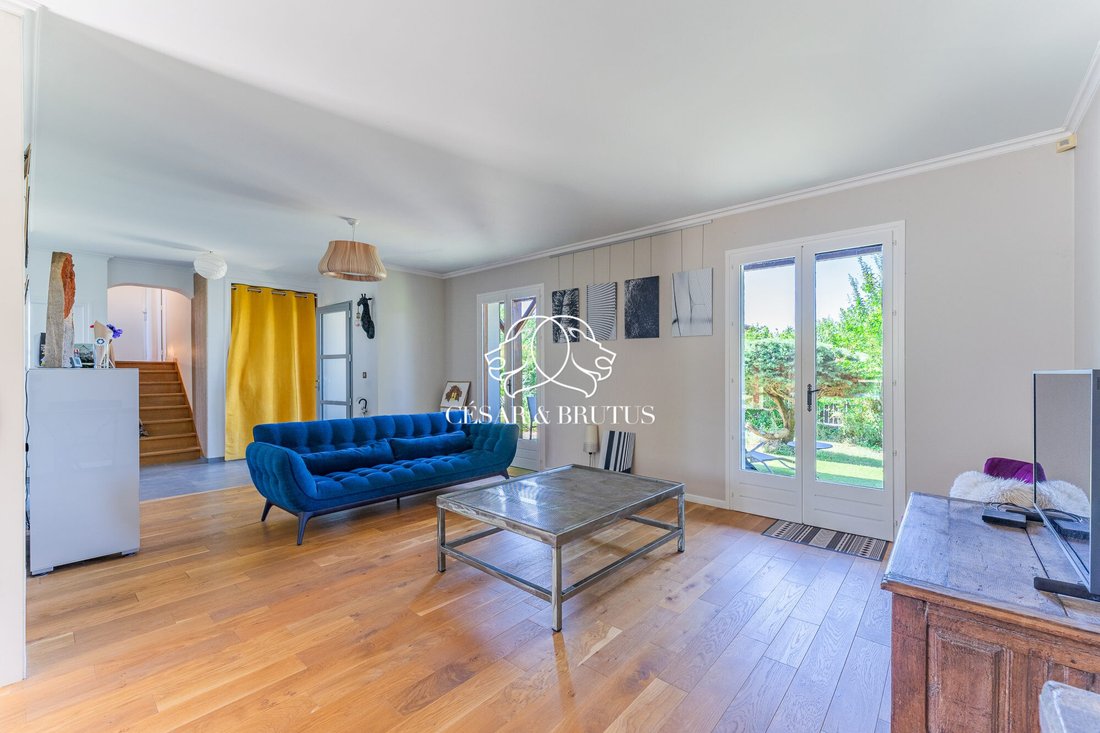 Villa in Lissieu, Auvergne-Rhône-Alpes, France 2 - 18276393