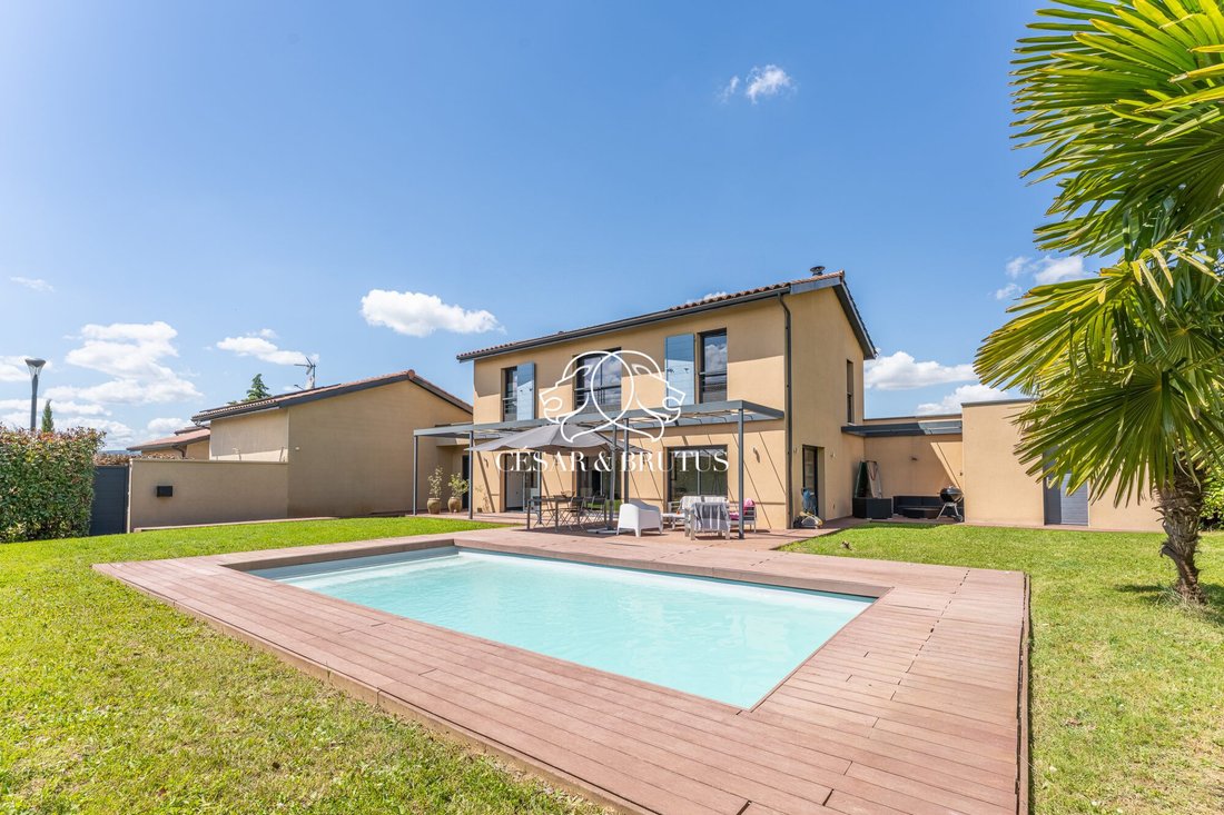 House in Sathonay-Village, Auvergne-Rhône-Alpes, France 1 - 18043461