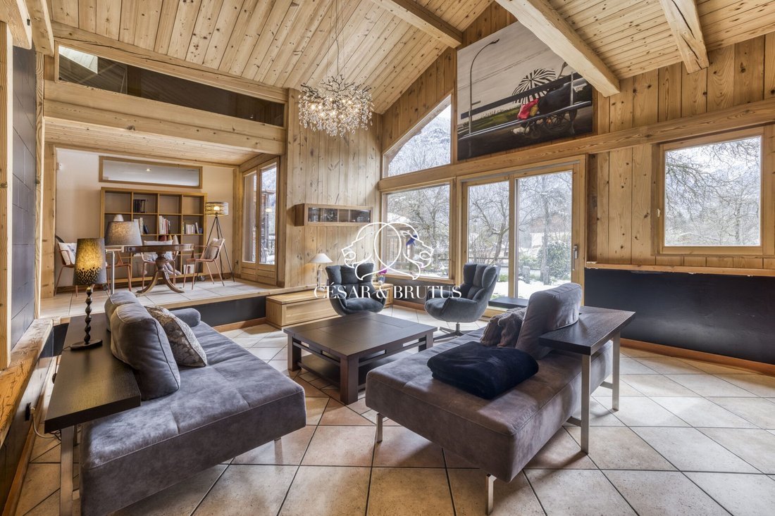 Chalet in Servoz, Auvergne-Rhône-Alpes, France 2 - 17635086