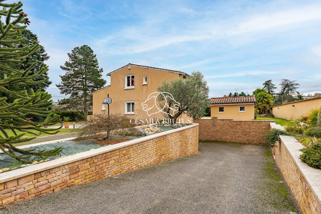 House in Charly, Auvergne-Rhône-Alpes, France 3 - 18544891