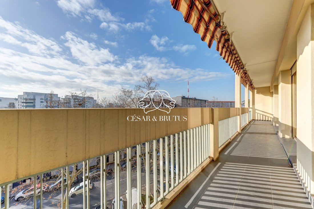 Apartment in Monplaisir-Le Bachut, Lyon 8ème, Lyon 4 - 16908315