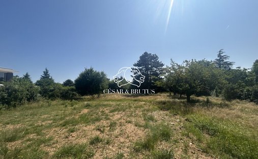 Land in Écully, Auvergne-Rhône-Alpes, France 1