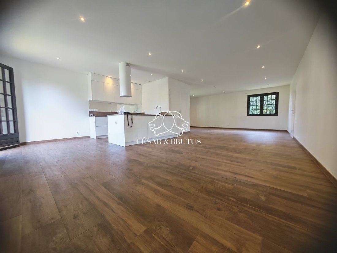 House in Centre-Bourg, Saint-Genis-Laval, France 3 - 17912509