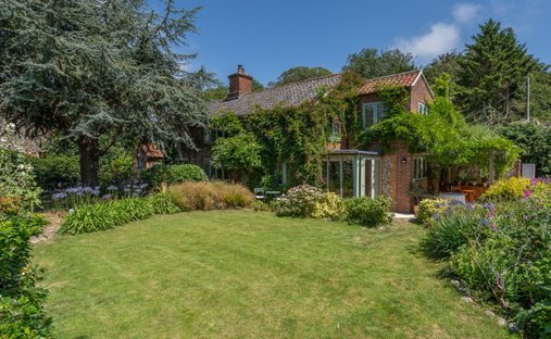 House in Matlaske (Matlask), Matlaske, England 1
