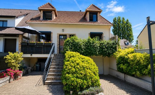 House in Creteil, Ile-de-France, France 1