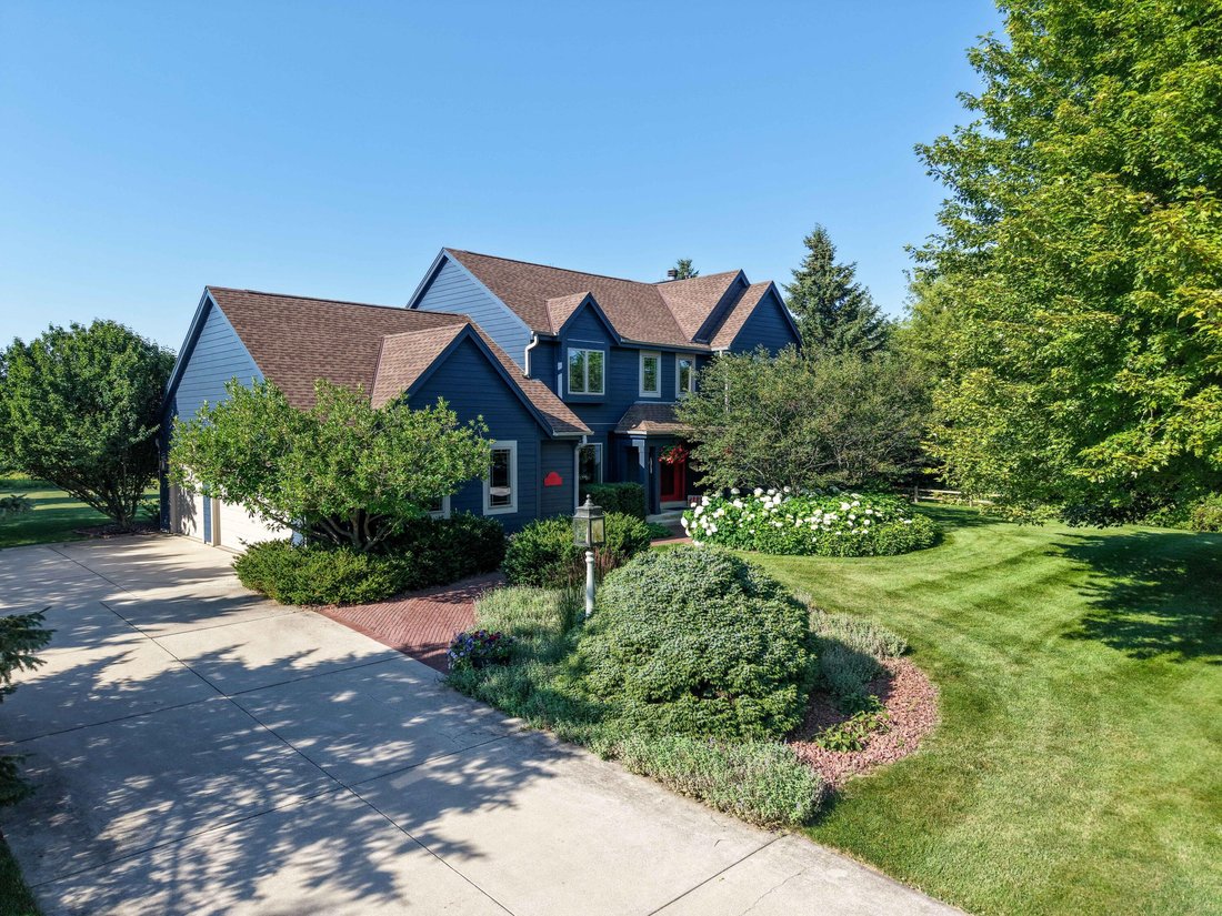 House in Merton, Wisconsin, United States 4 - 18545454