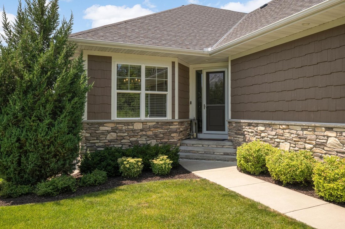House in Lakeville, Minnesota, United States 4 - 18545349