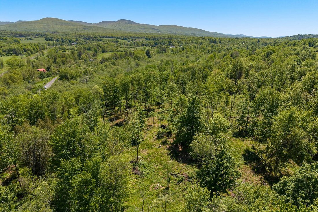 Terrain à Sutton, Québec, Canada 1 - 18544976