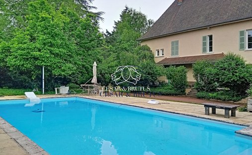 Casa a Chandon, Auvergne-Rodano-Alpi, Francia 1