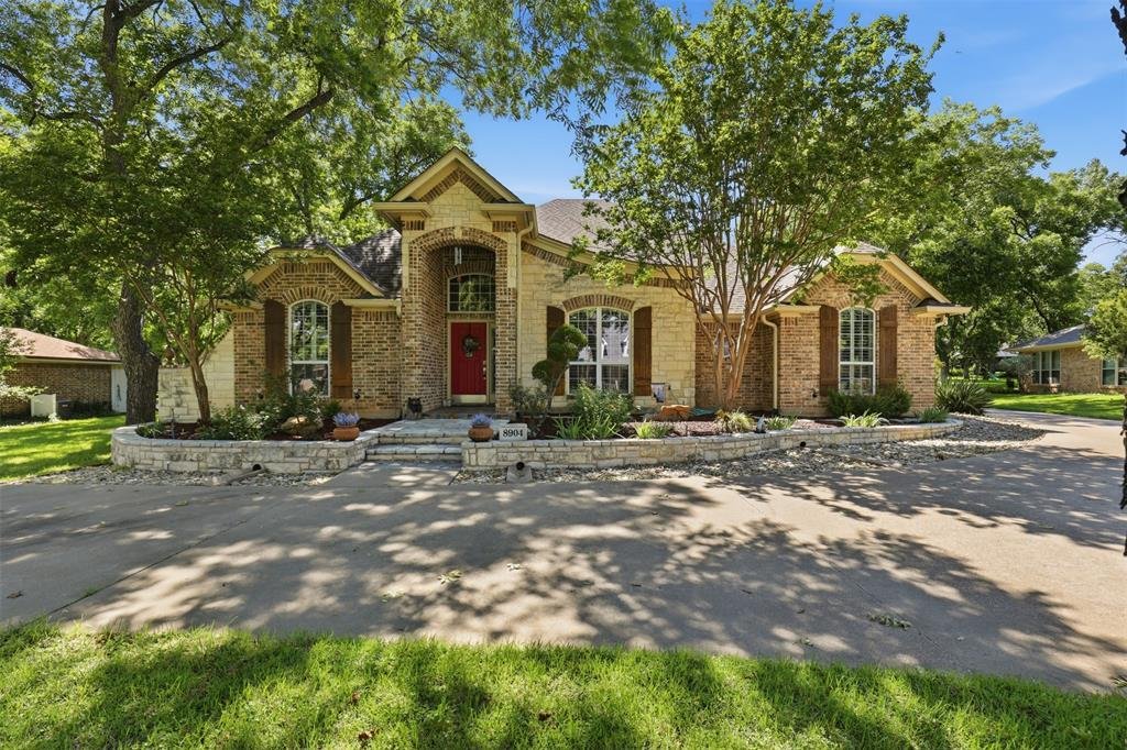 House in Granbury, Texas, United States 2 - 18545301