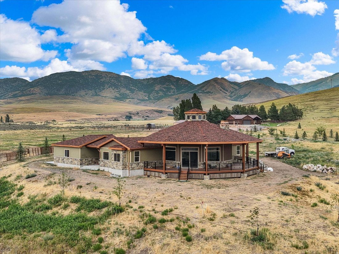 House in Malad City, Idaho, United States 3 - 18545300