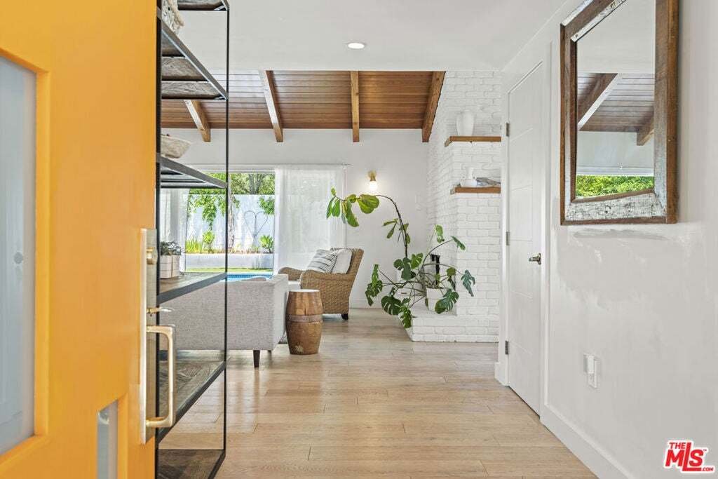 House in Los Angeles, California, United States 3 - 18545152