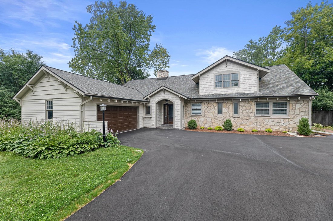 House in Fox Point, Wisconsin, United States 2 - 18545409