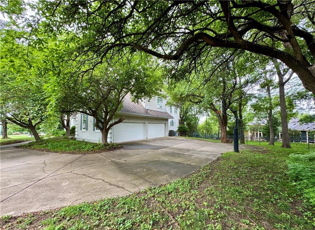 House in Olathe, Kansas, United States 2 - 18545462