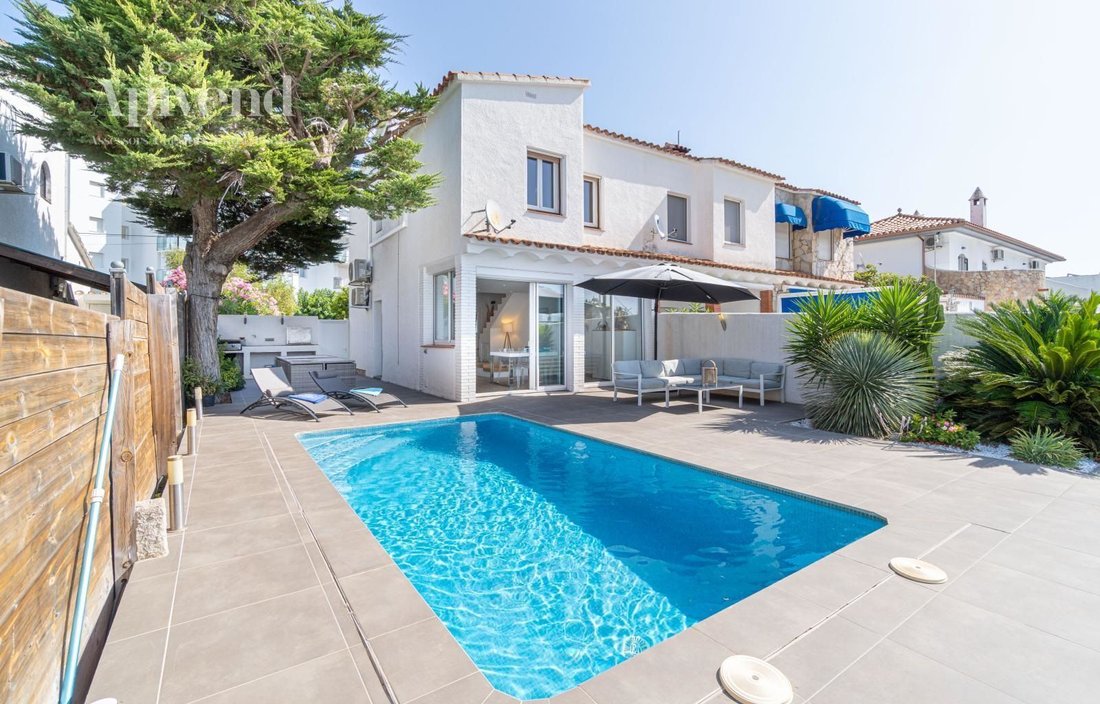 Villa à Roses, Catalogne, Espagne 1 - 18545463