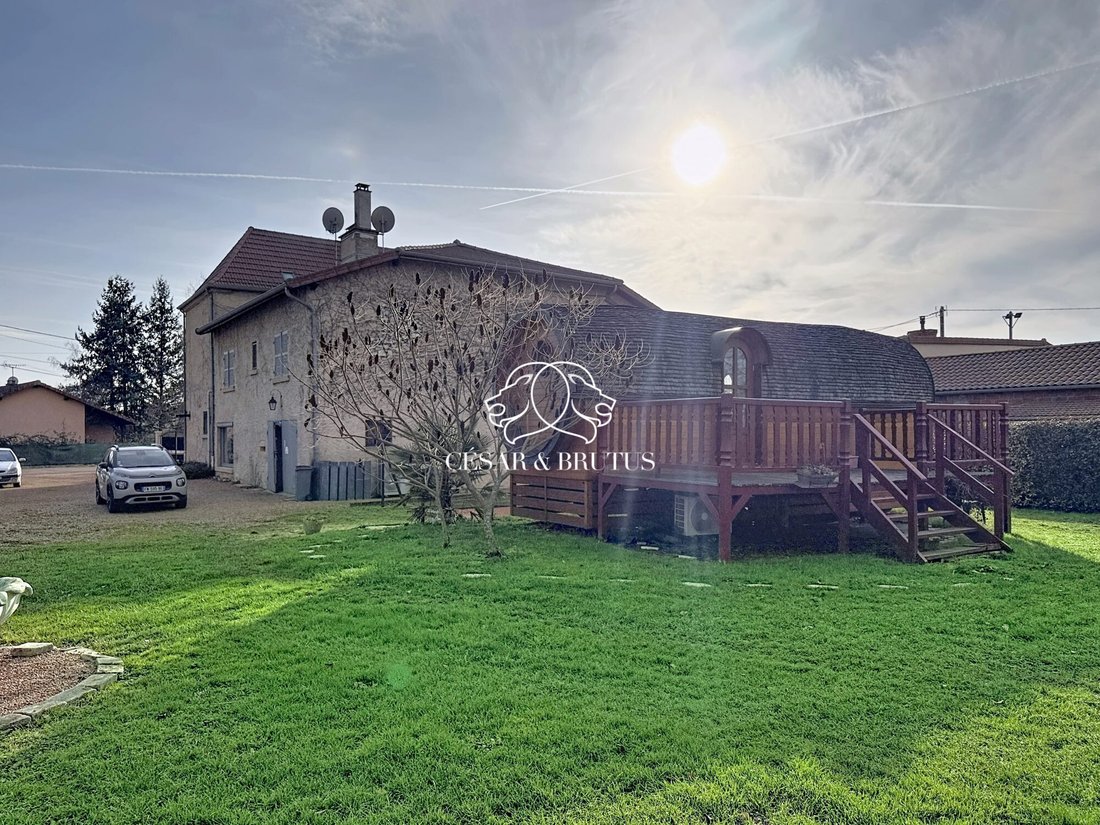 House in Pouilly-sous-Charlieu, Auvergne-Rhône-Alpes, France 3 - 17065416