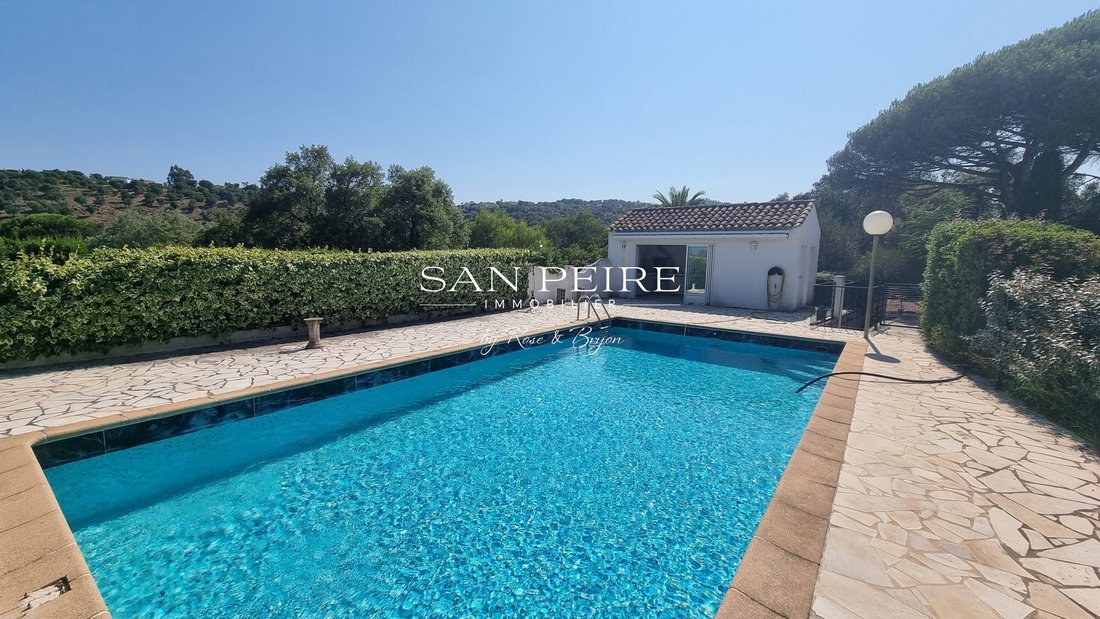 Villa in Les Issambres, Roquebrune-sur-Argens, France 3 - 18246924