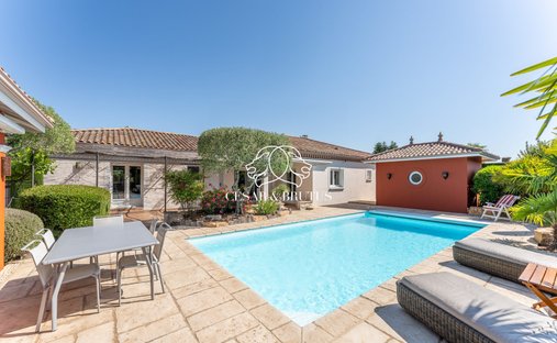 Casa a Assieu, Auvergne-Rodano-Alpi, Francia 1